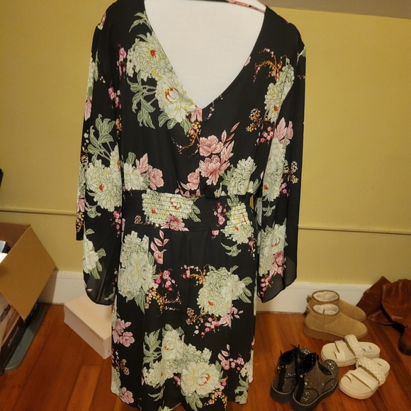 Spring Dress - Picture 3 of 3